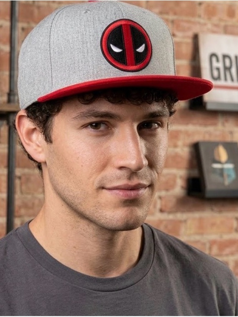 Marvel Deadpool Symbol Heather Grey and Red Snapback Adjustable Hat EUC